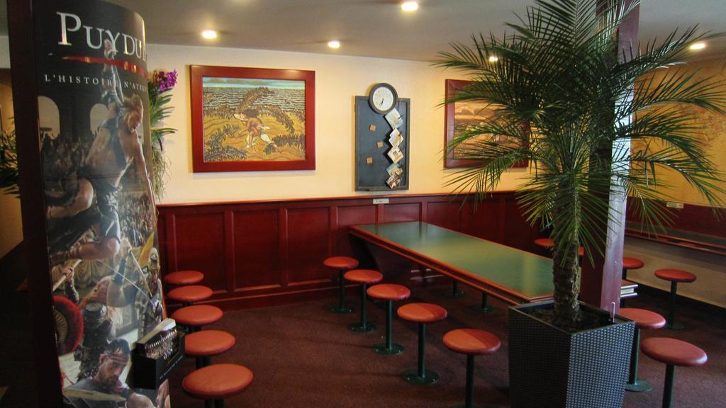 南特堡茹宫快捷酒店 外观 照片 Interior of a typical restaurant